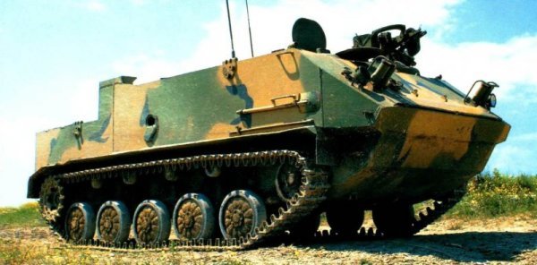 Начались войсковые испытания новейших бронетранспортеров БТР-МД «Ракушка»