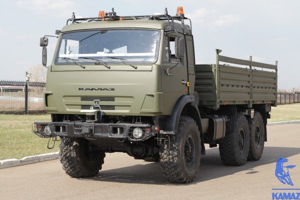 КАМАЗ к 2025 году планирует начать серийное производство беспилотных грузовиков